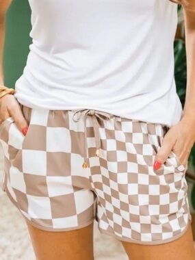 Beige & White Checkerboard Drawstring Women’s Shorts